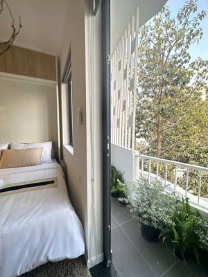 Nice little apartment design - full interior, balcony - right at Tạ Hiện