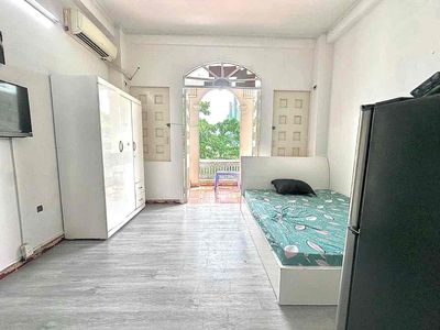 A balcony studio near Ueh University University University of Science master