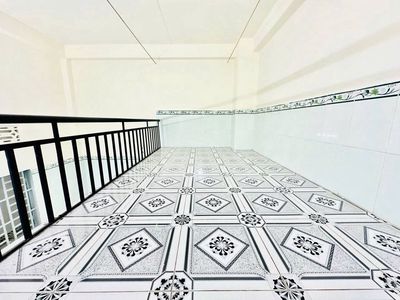 Rooms have 2.4 million a month, D.A., tp.h.
