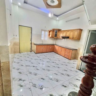 Two-sided 413/ Lê Văn Quới five bedrooms. Car alley