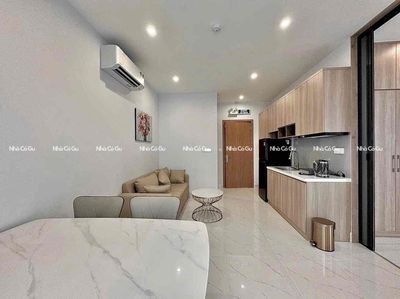The apartment is a private washing machine bedroom near the Tan Son NhutZ1 Airport