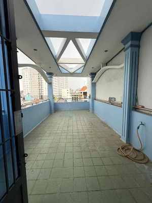 Rent the Green House, 60 meters, 4 floors, 7 bedrooms, 16 million