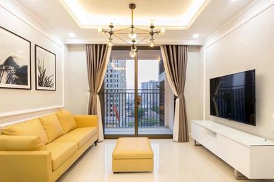 The apartment is two full The Tresor bedroom.