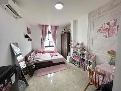 The studio is full of furniture, near the universities of uef, hutech, uth, vlu.