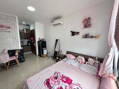 The studio is full of furniture, near the universities of uef, hutech, uth, vlu.