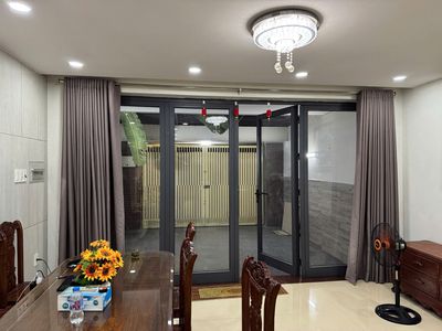 Nice four-story bedroom with elevator 23 coming in behind the river.