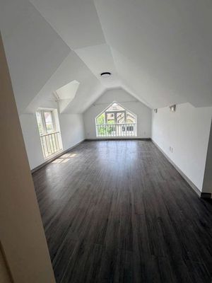 We're renting villa 10 X20 M unit 3 st floor An Phú-an-off, District 2