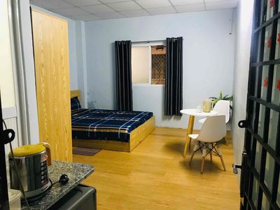 It's the owner who rents room 49/8 Huỳnh Mẫn Đạt, full furniture 4 million and 5