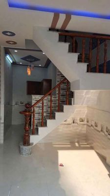 Rent the whole house. 1 .2 stories.