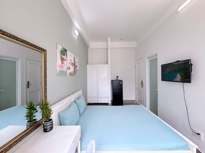 The cool balcony studio, An Dương Vương.