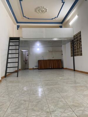 Rent a house on Đồng Xoài near the Royal Market