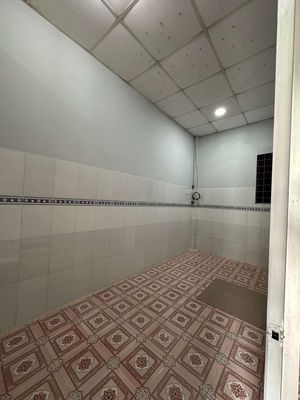 Renting the original Bến Vân Đồn. 4th.