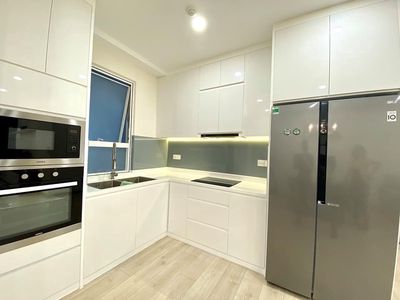 To rent the Sunrise CityView apartment.