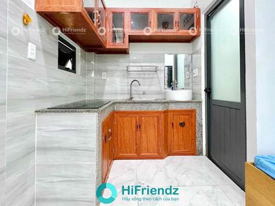 Window studio full of elevator interiors near parc mall