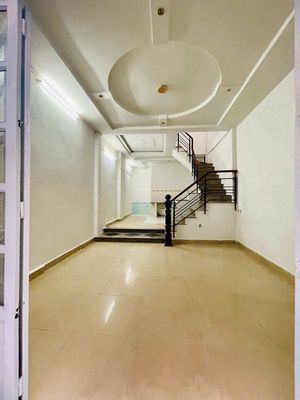 Renting the entire 7th Street of Quang Trung 710qz1.