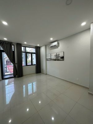 Rent a Tân Phú, 4 x 20 meters. 5 floors, 9 bedroom 10 toilets, 36 million.