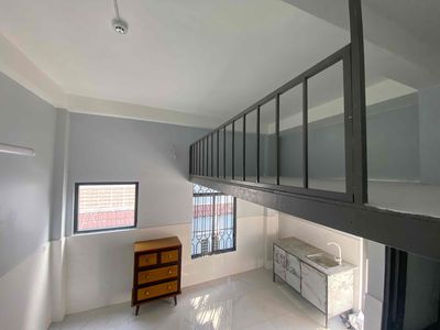 The service apartment has a window window in the Lê Văn Thọ.