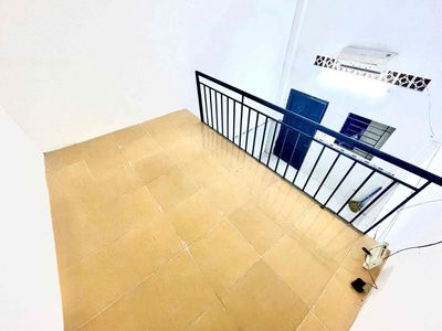 Rooms are rented in the City of Seven, air conditioning, Esquire Gardens, District 12.