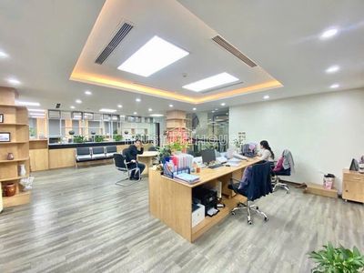 Rent Lê Thiệt P.Z.zz0 Tân Phú – 10 x20 meters, 3rd floor vault