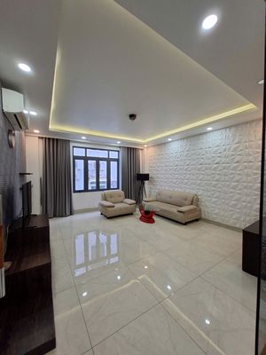 Nice house Tên Lửa has an interior of 14 meters, 5 x 20 meters, 4 level 5 bedrooms.