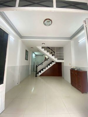 To rent houses to trucks parked in basic Phan Huy Ích-7*14 3 P 2 W