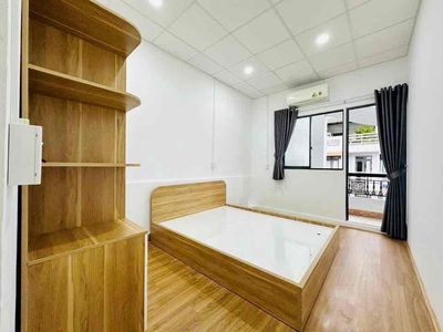 - Rent two bedrooms - One kitchen - Free time - open door