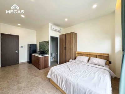 Tô Ký grand apartment <i>Strikes
