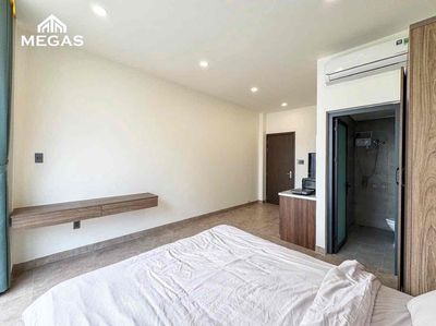 Tô Ký grand apartment <i>Strikes
