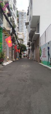 Rent room for the center of the 10th.