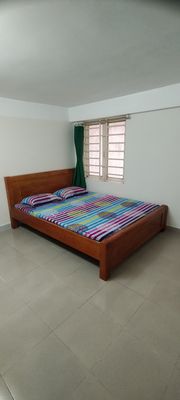 Rent room for the center of the 10th.