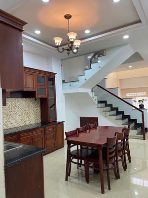 4th floor 5th floor Quốc lộ 13 alley bedroom right in the Great City of Thủ Đức