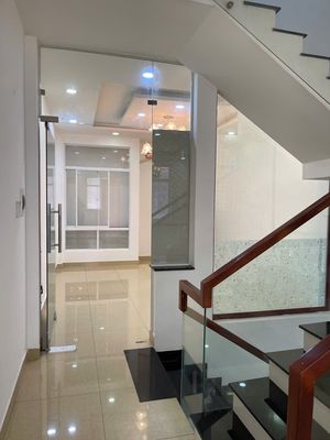 4th floor 5th floor Quốc lộ 13 alley bedroom right in the Great City of Thủ Đức