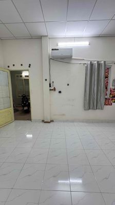 A room ready for the Lê Văn Quới air conditioning.