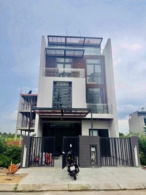 to rent out the available Cát Lái