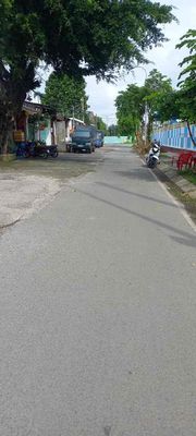 Renting the original 12th district-- 150 M2 - Car yard - near the market