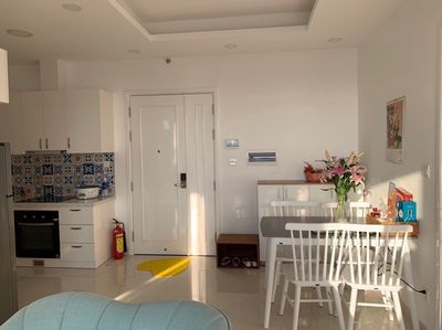 Saigon Mia 3 bedroom 2 bathroom full interior cost 16 million a month