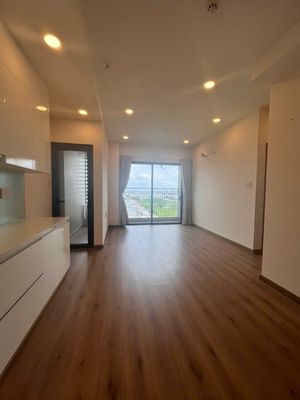 Rent Viva Plaza Nguyễn Lương Bằng near pmh at 10 million, 2 bedrooms, 2 interior toilets
