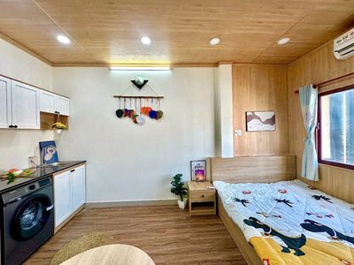 The fine price of Studio's Large Window - Full interior, near ufm, District 1, District 3