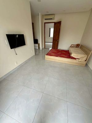 Rent a place on Mega Village, P. Phú Hữu, District 9