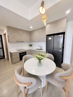 The good cart rents one bedroom, two bedrooms, three bedrooms good, ready for the beautiful interior of District 9