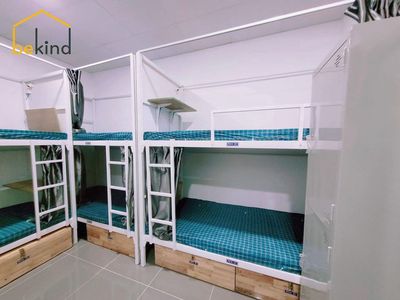 He's a high-end south-end host, architecture college, Thủ Đức-free tech.