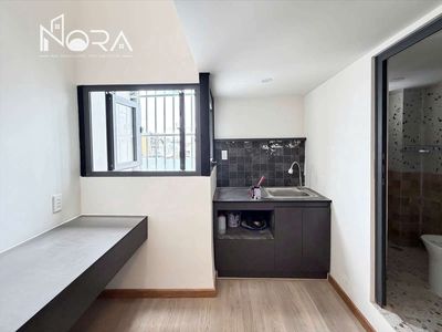 Rent a room with an A.J. Full Seven near the District of 10 Levitage Park.
