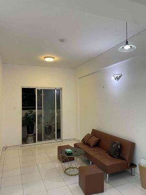 Rent the HQC Plaza apartment, Nguyễn Văn Linh 2 bedrooms 2 cheap toilets