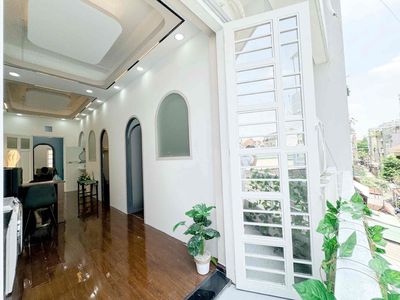 Rent two public bedrooms alone with Tô Hiến Thành District 10 near the Encyclopedia