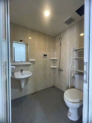 Screc-Trường Sa, District 3-85 m2 Ko interior, 2 bedrooms, 12 million a month.