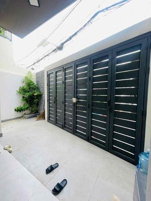 A beautiful new home called 911 Alley/ Middle-Xray 14