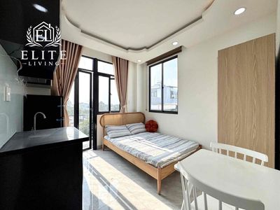 The full-salt balcony service apartment is right here at the bank.
