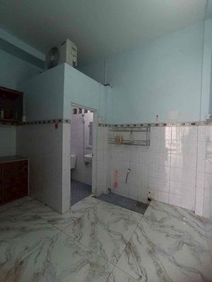 Nguyễn Thị Tú 4 x 7 meters 1 floor 2 room 6 million a month