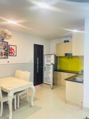 The owner needs to rent a two-room apartment. Two toilets, full interior.