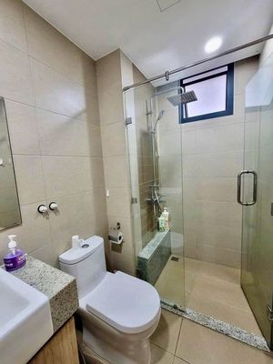 Res 11-Lạc Long Quân, 3 bedrooms, 155 million rent a month 89 m2 full interior.